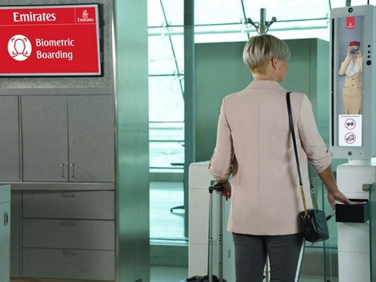 В аэропорту Дубая установят систему распознавания лиц