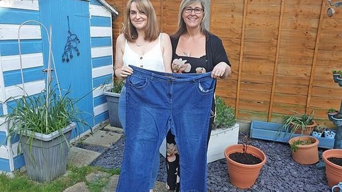 Мать вдохновила дочь похудеть на 60 кг (фото)