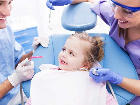 Современные способы лечения молочных зубов