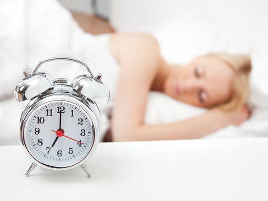 Как правильно просыпаться по утрам?