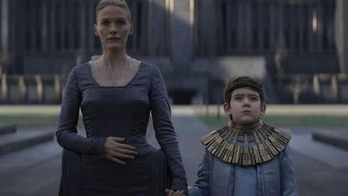 Топ-7 сериалов июля 2023: «Полный круг», «Благие знамения», «Основание», «Ведьмак» и не только