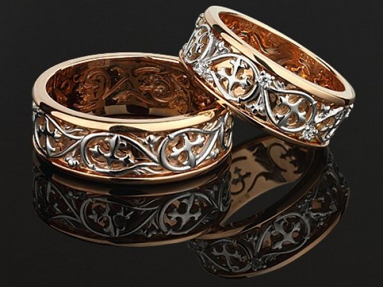 Какие обручальные кольца выбрать: золотые или серебряные