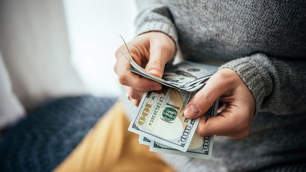 Финансовый гороскоп на неделю: кого из знаков Зодиака ждет прибыль 1-7 января