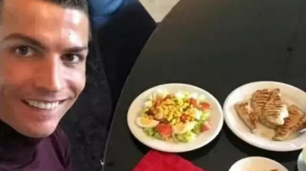 Строгая диета чемпиона: что ест Криштиану Роналду, чтобы оставаться в потрясающей форме