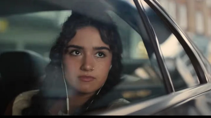 С нотками комедии и страсти: 5 фильмов, где отношения — сплошное приключение