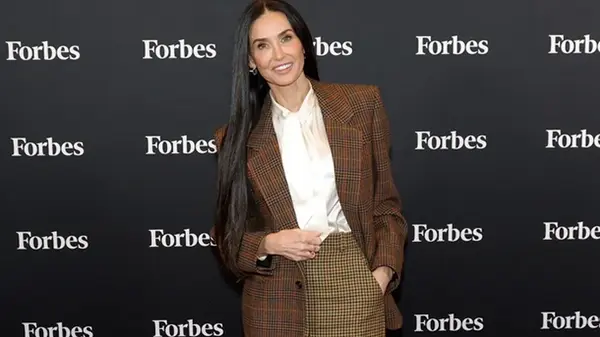 Деми Мур закрыла сердце для любви — СМИ