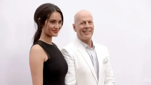 Жена Брюса Уиллиса рассказала, что актер не осознает свою деменцию