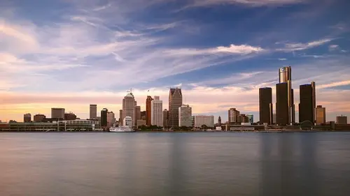 Город в США предлагает людям $15 тысяч наличными за переезд, но есть важный...