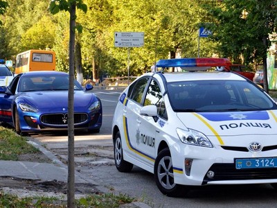 Патрульные в Киеве устроили погоню за Maserati (фото)