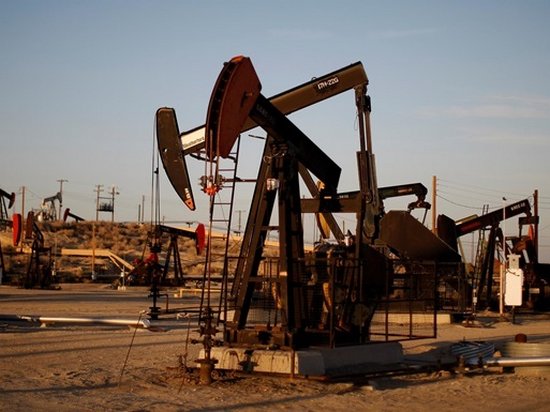Нефть Brent превысила отметку в $63