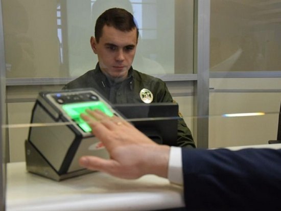 Украина запускает биометрию на границе