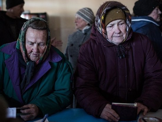 С 1 января вступили в силу новые правила выхода на пенсию для украинцев