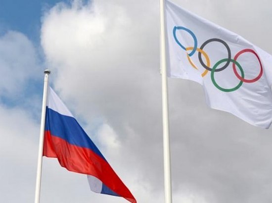 МОК сократил число допущенных на Олимпиаду спортсменов из РФ