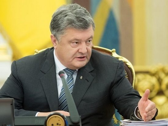 Украина тратит на оборону почти 6% ВВП — Порошенко