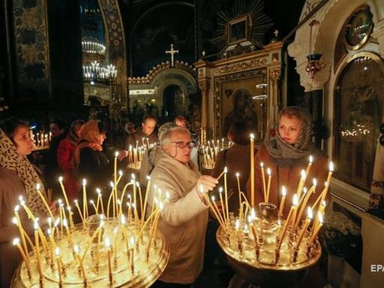 Православные верующие встречают Пасху Христову