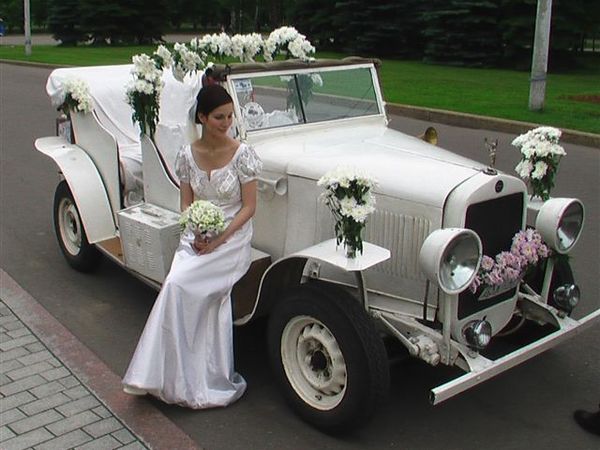 Авто на свадьбу от компании «Свадебные Автомобили»