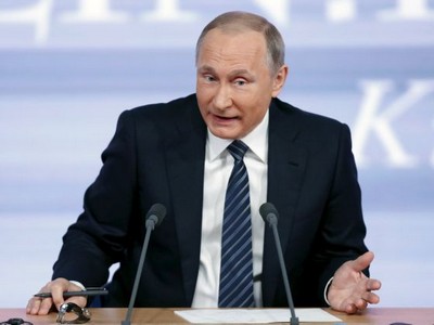 Кремль на Новый год выдал чиновникам сборник цитат Путина