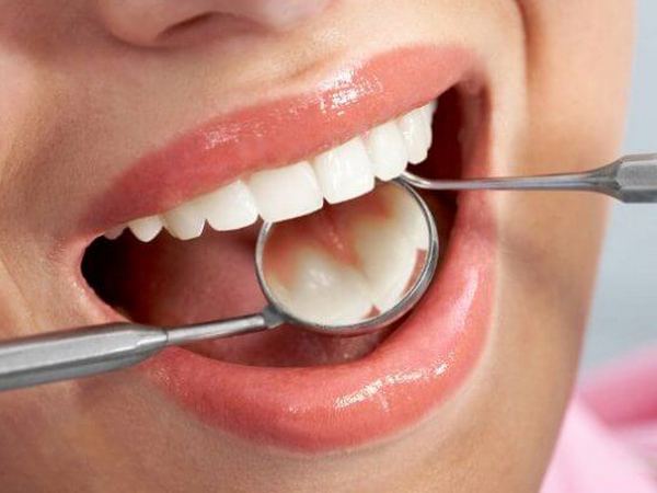 Эксперты рассказали на что обратить внимание при выборе стоматологической клиники