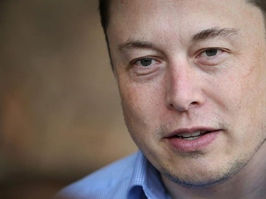 Илон Маск выкупил 33 тысячи акций Tesla