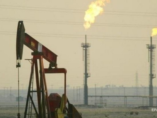 Цена на нефть опустилась ниже $73 за баррель