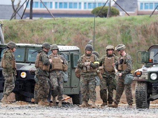 США приостановили военные учения с Южной Кореей
