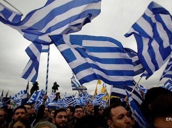 «Standard&Poor′s» повысило кредитный рейтинг Греции