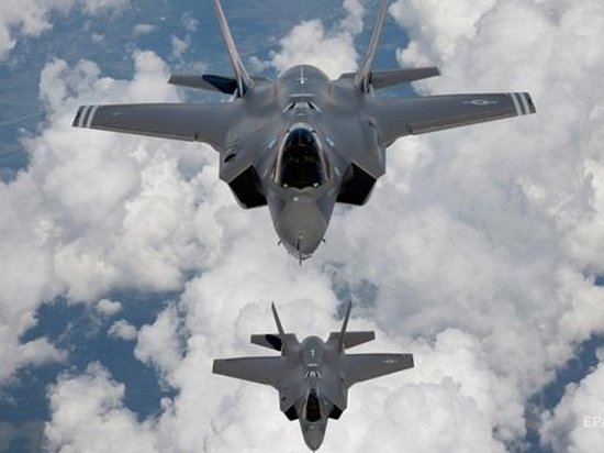Италия больше не будет закупать американские истребители F-35