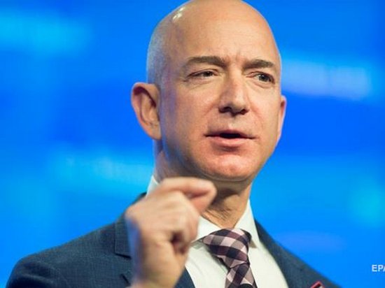 Основатель Amazon стал самым богатым человеком в истории