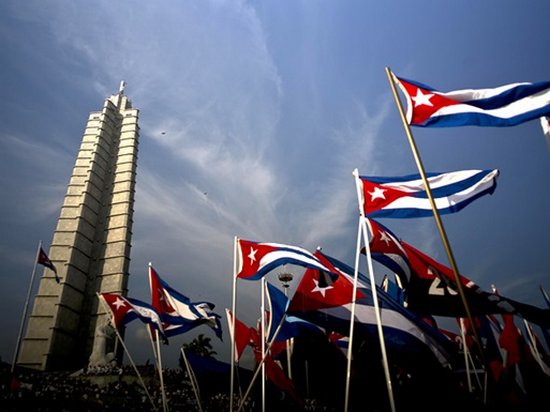 Парламент Кубы приступил к рассмотрению проекта новой конституции