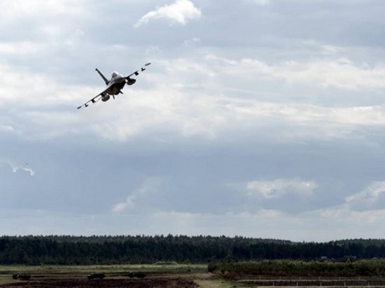 В Литве строят авиаполигон по стандартам НАТО возле границы с РФ