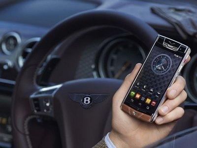 Vertu выпустит смартфон совместно с Bentley (фото)