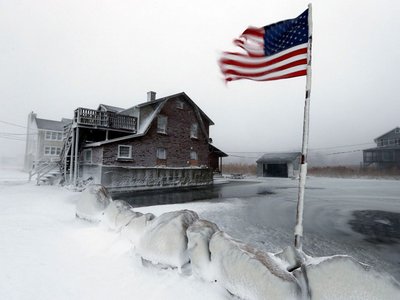 В США готовятся к мощнейшей снежной буре за 100 лет