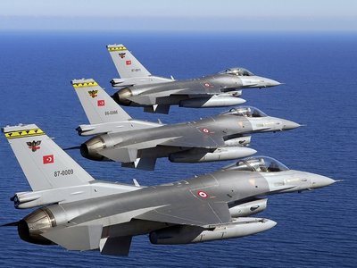 ВВС Турции переведены в «полную готовность» в связи с нарушением Россией границы