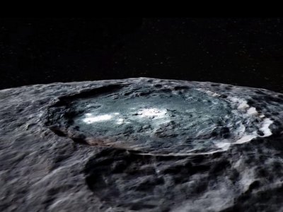 NASA опубликовало видео полета над загадочной Церерой