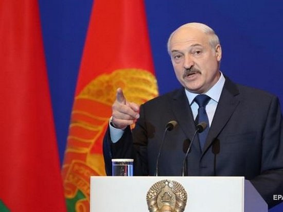 Лукашенко объяснил причины смены правительства