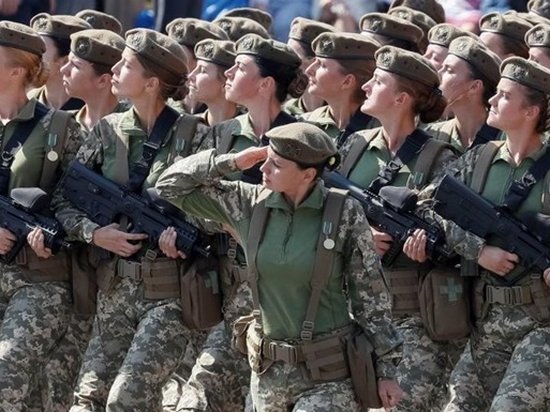 В Вооруженных силах Украины служат 55 тысяч женщин