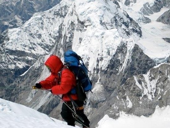 На Эльбрусе нашли тело альпинистки, пропавшей более 30 лет назад