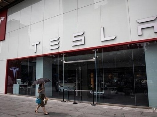 Акции Tesla подскочили на 18%