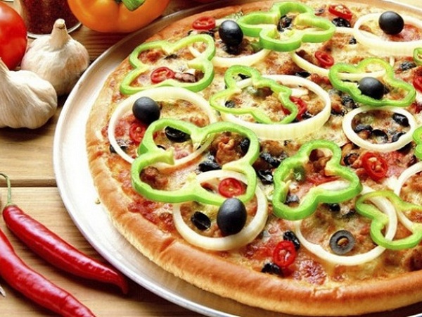 Доставка вкусной и ароматной пиццы от «Domino's Pizza»