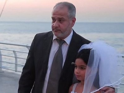 12-летняя невеста шокировала сеть (видео)