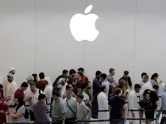 Акции компании Apple обвалились