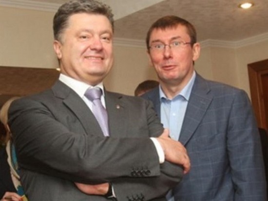 Порошенко не принял отставку Луценко — СМИ