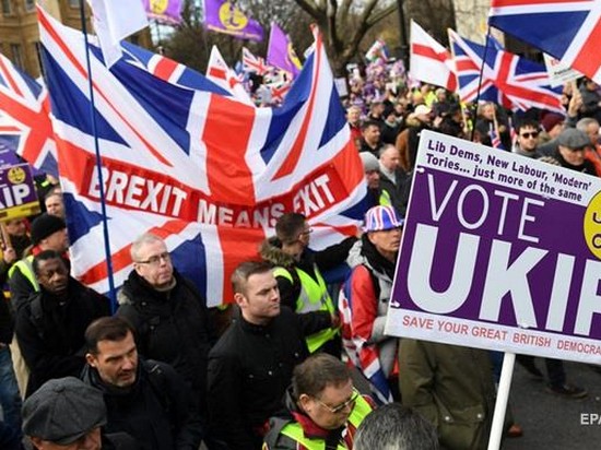 В Лондоне прошел многотысячный митинг в поддержку Brexit