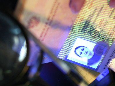 Беларусь не разрешает украинцам въезд по ID-картам
