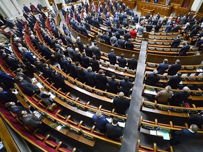 Верховная Рада приняла согласованный с ЕС «безвизовый» закон о декларации