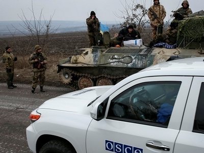 ОБСЕ приостановила свою работу в Станице Луганской
