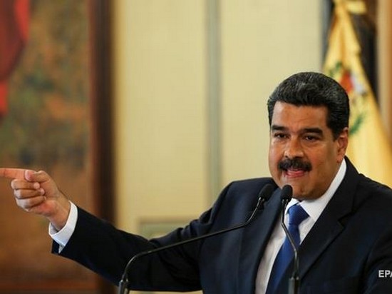 Мадуро разорвал дипотношения с Колумбией