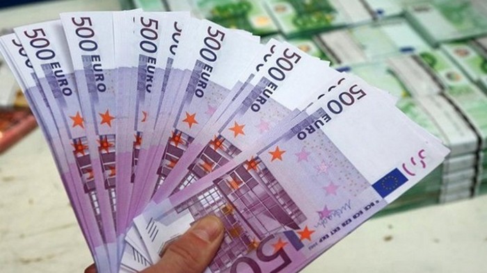 Евросоюз прекратил выпускать банкноты 500 евро