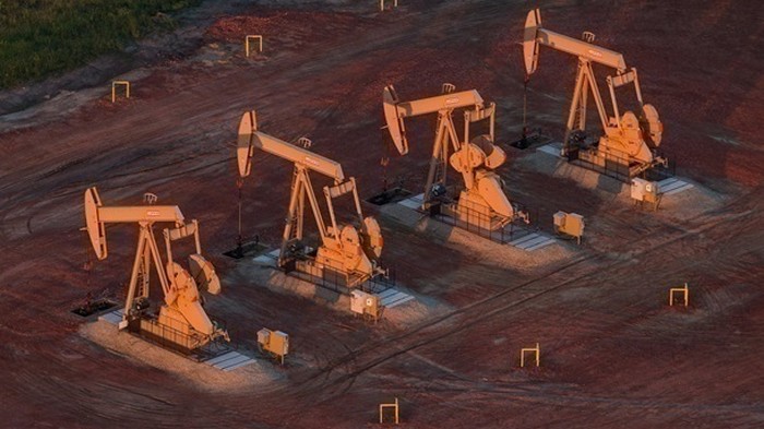 Цена на нефть упала ниже $70 за баррель