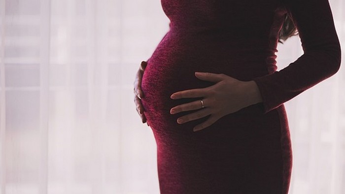 Ученые назвали опасные продукты во время беременности